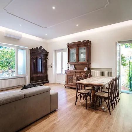 The Lemon Tree House - Center Appartement
